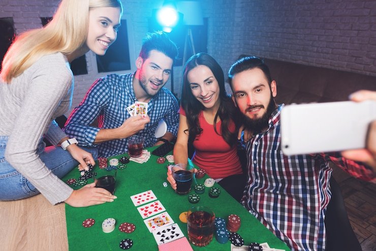 jalantogel customer support interface with live chat and account help options